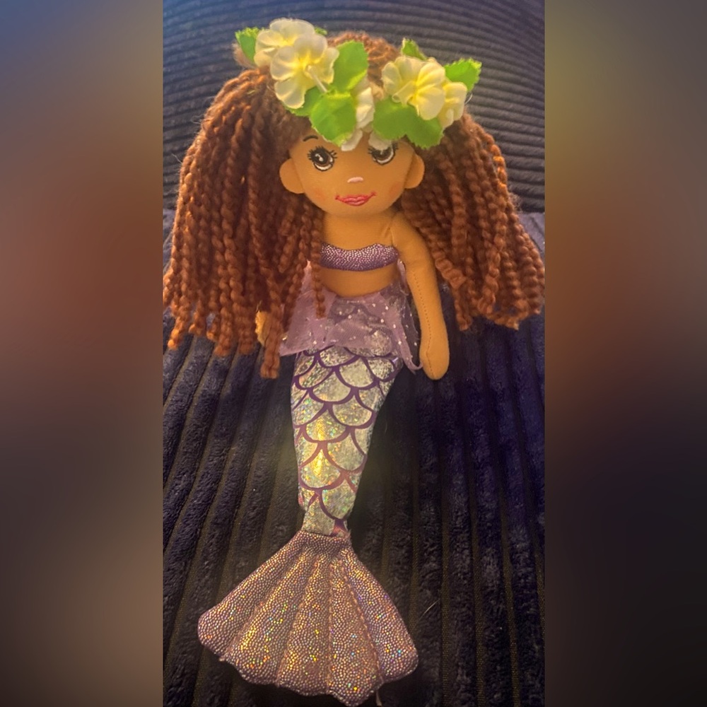 Aloha mermaid doll new condition 12”
